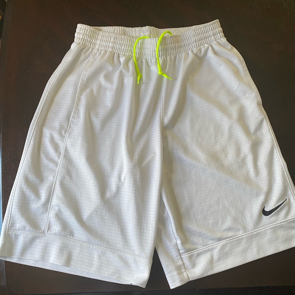 Nike white exercise shorts (M)